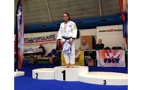 Hélène ESCAICH et Maurice MASSONI champions de France vétéran.
