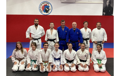 COURS DES GRANDS DU JEUDI :